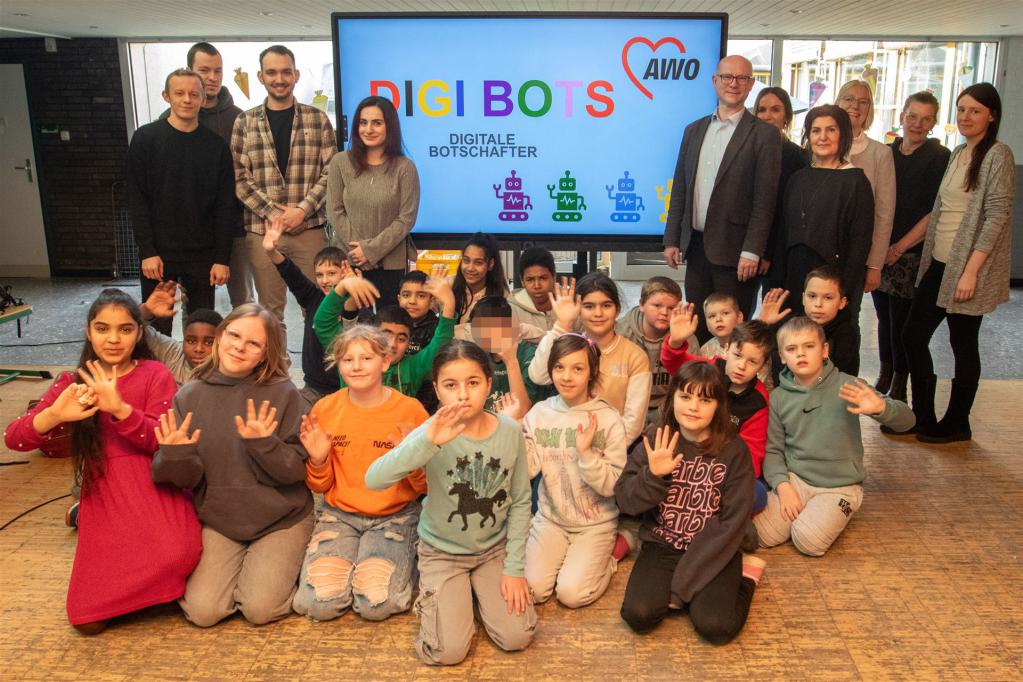 awo, digibots, kinder, medienkompetenz, digitale bildung, projektarbeit Kinder und Betreuer*innen des AWO-Projekts DIGIBOTS